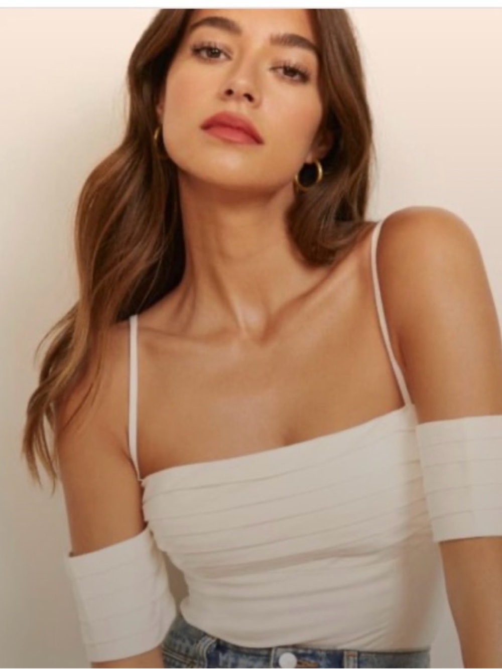 Reformation NWT Size 12 Off-Shoulder Ribbed Bandage Crop Top in Cream